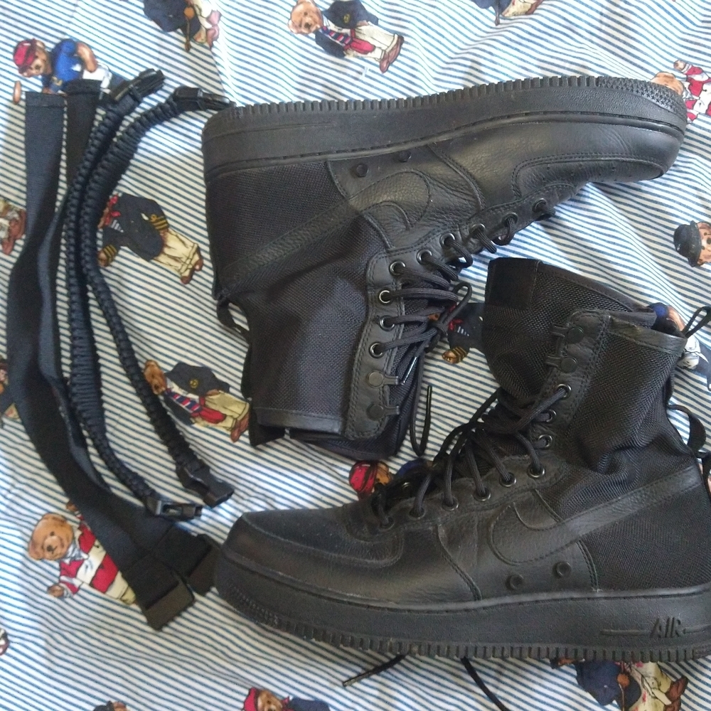 Nike Air Force 1 High Top Military Canvas Shoes size 11.5 with straps